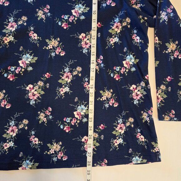 Croft & Barrow Women’s Plus Long Sleeve Tee, Navy Floral, 2X, Never Worn - Picture 6 of 8